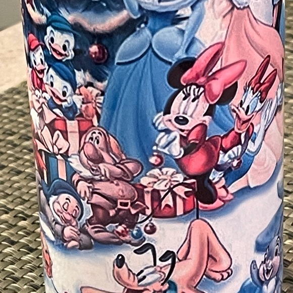 Disney Christmas 20oz Tumbler - Picture 5 of 6